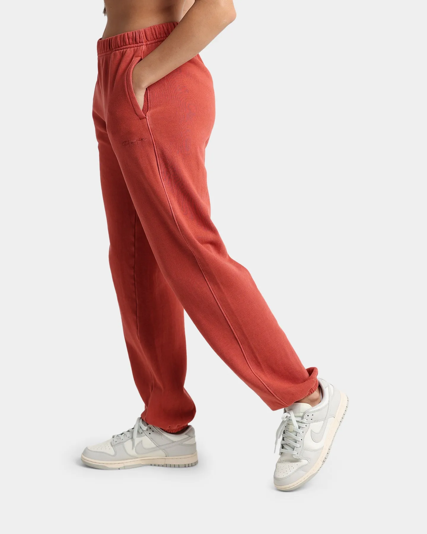 Champion Women's Lightweight Vintage Dye Joggers Sandalwood Red