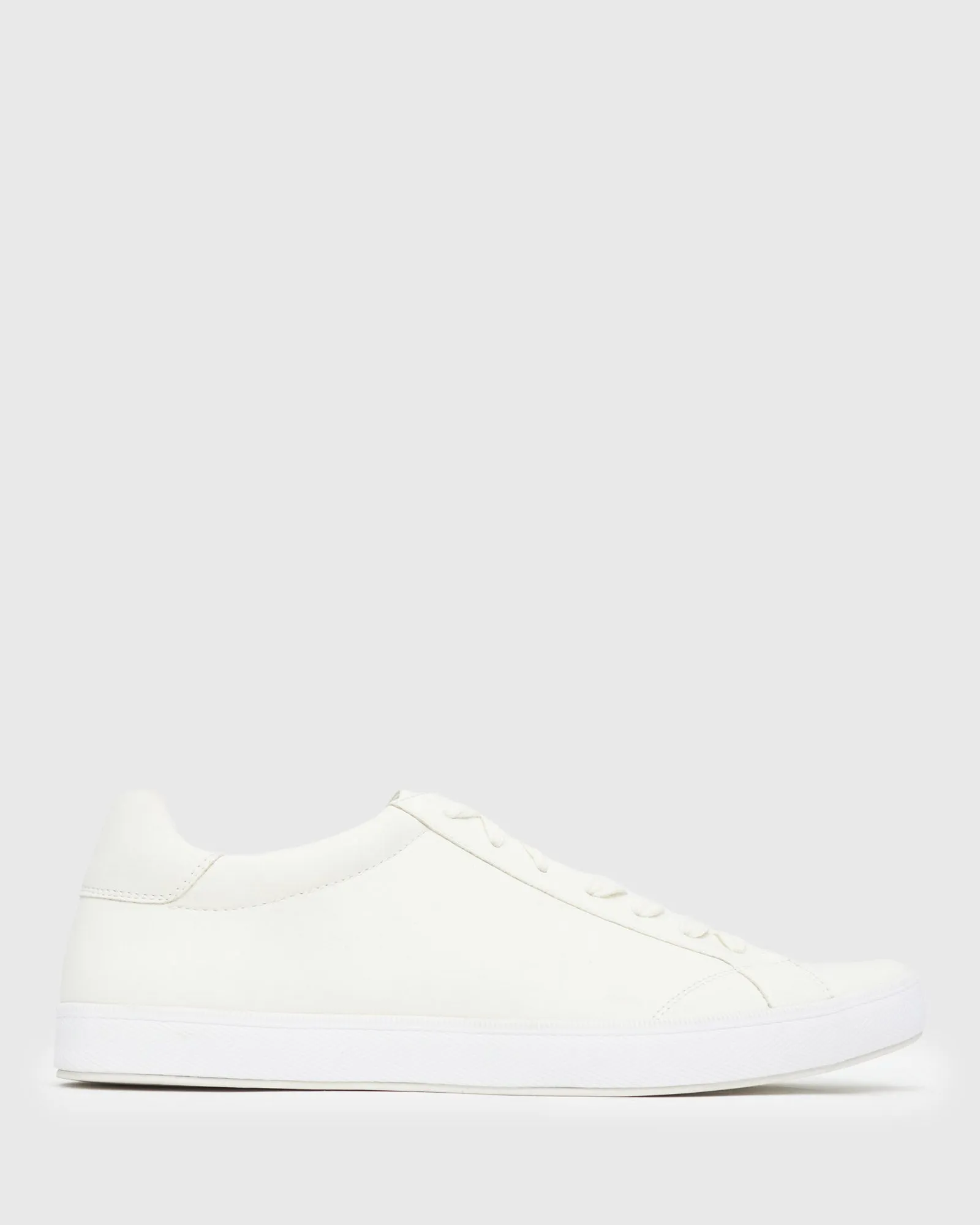 ENERGY Classic Low-Top Sneakers