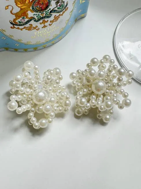 Evie Clip | Pearl Beaded Flower Set