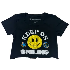 KEEP ON SMILING CROP TSHIRT