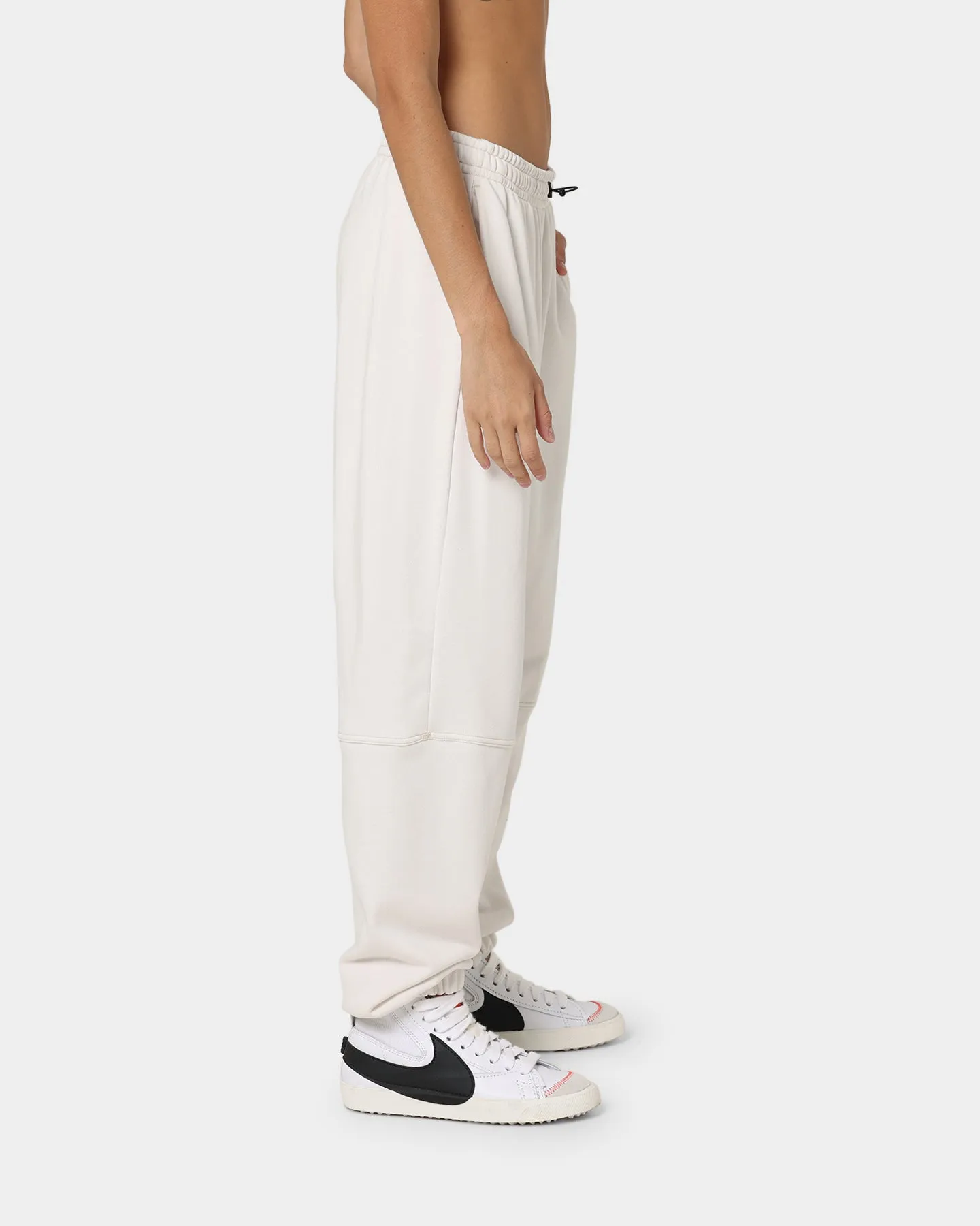 Nike Women's Sportswear Swoosh High-Rise Joggers Phantom