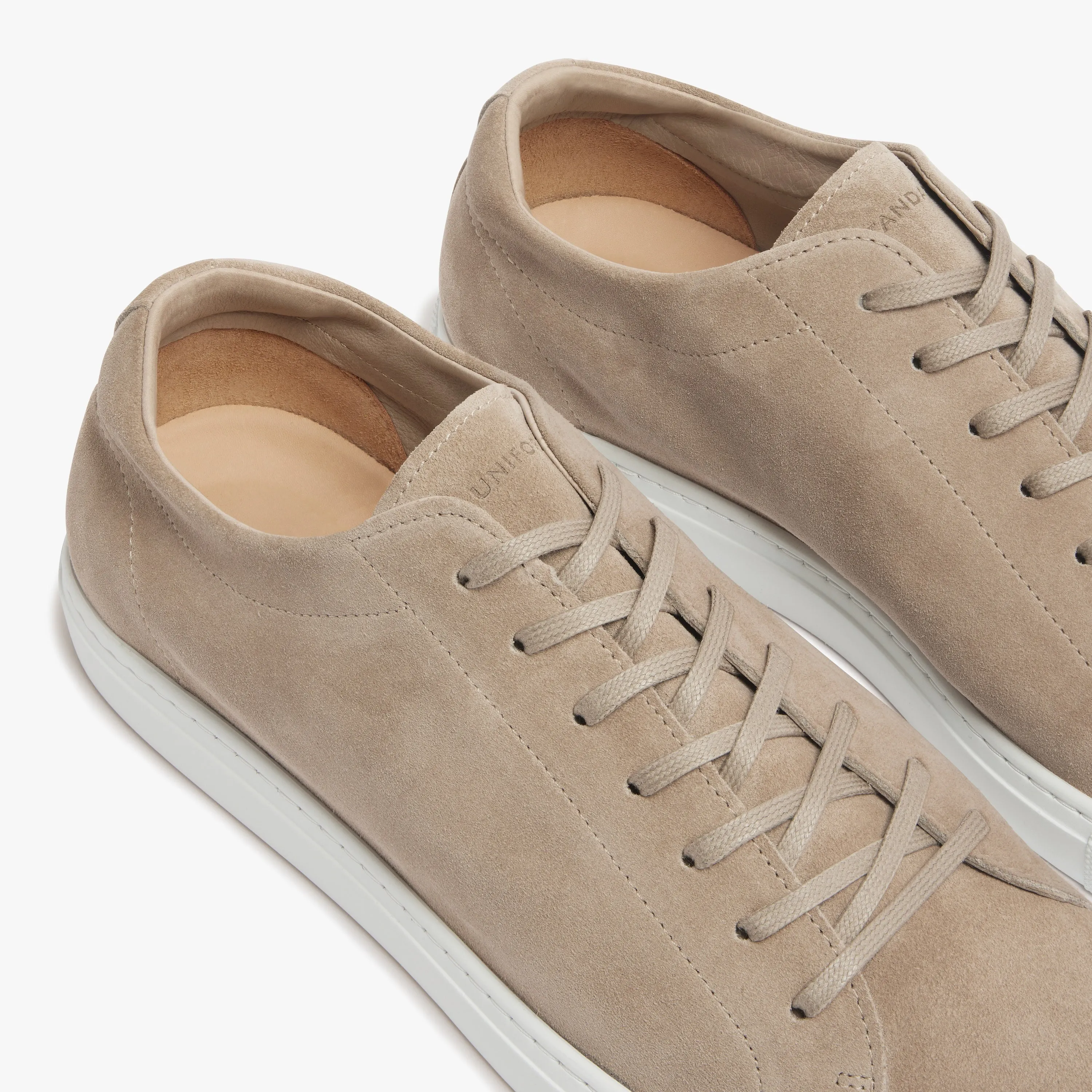 Relaxed Sneaker Sand Suede Mens